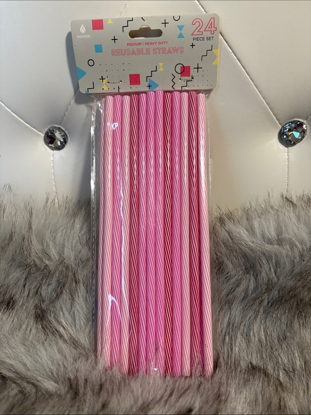 Manna  Pinks and red Reusable Straws - 24 Pack